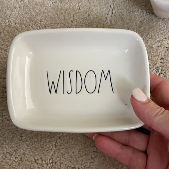 Rae Dunn 3-piece Mug & Tray Bundle! - Picture 6 of 6